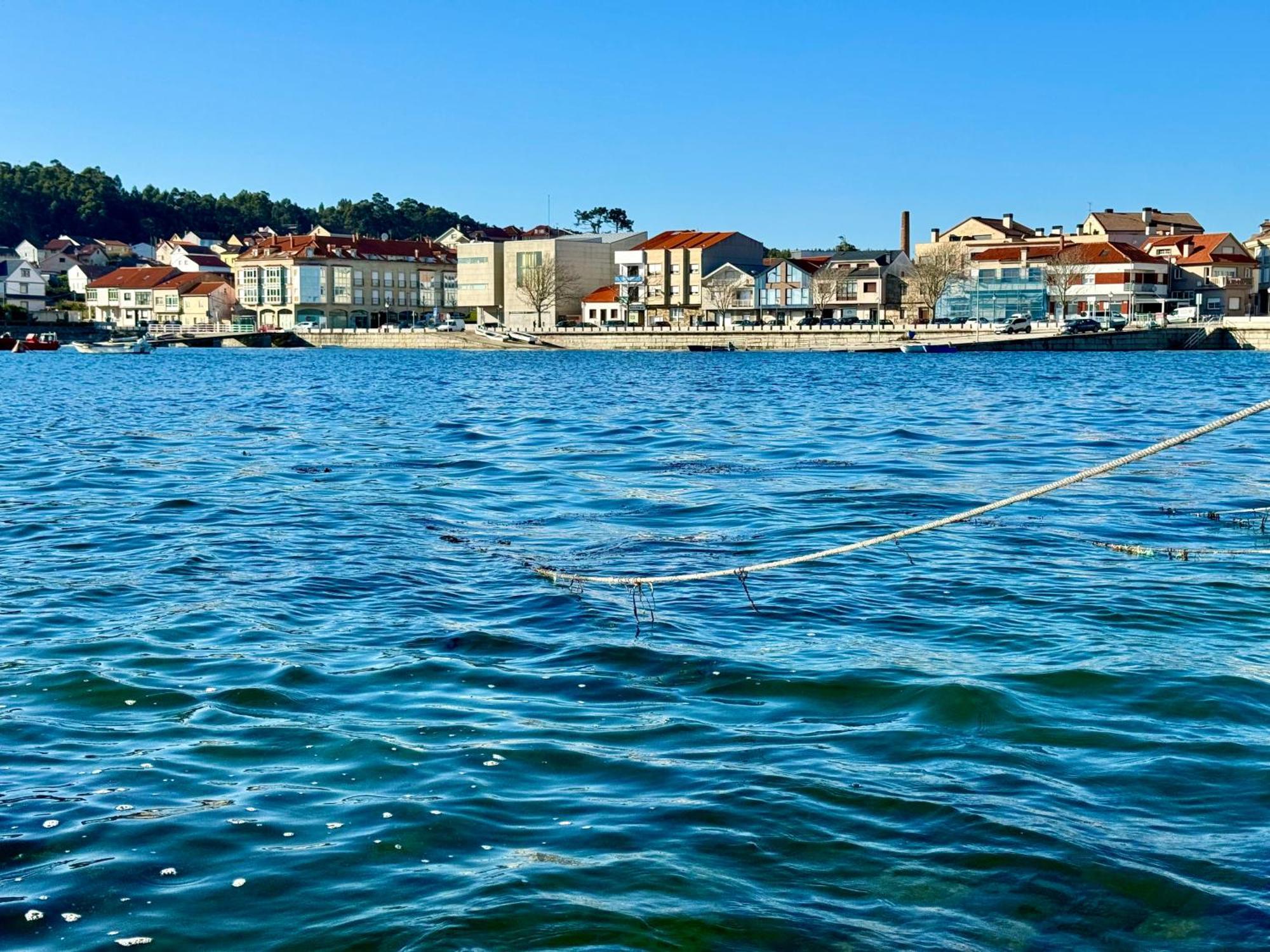 Apartamento Paseo Maritimo-A Illa De Arousa Buitenkant foto