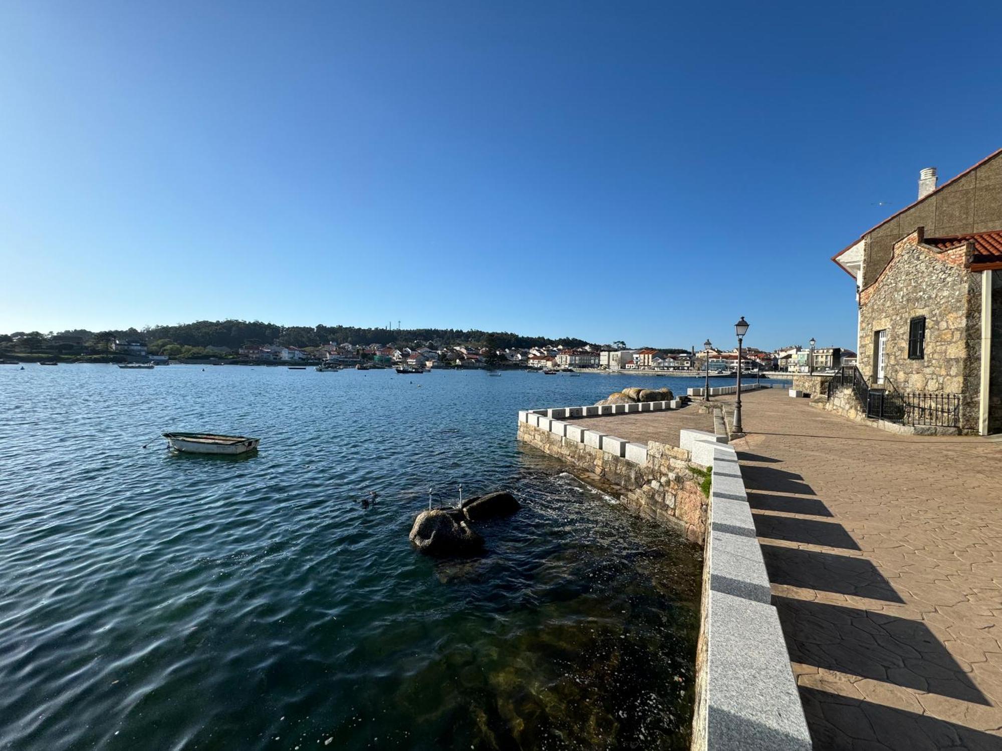 Apartamento Paseo Maritimo-A Illa De Arousa Buitenkant foto